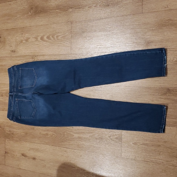2 Pair of Old Navy Jeans - Picture 4 of 4